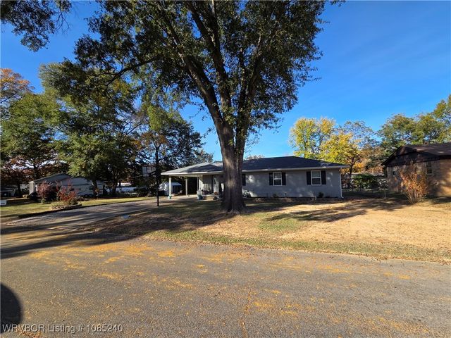 200 Jefferson Drive, Charleston, AR 72933