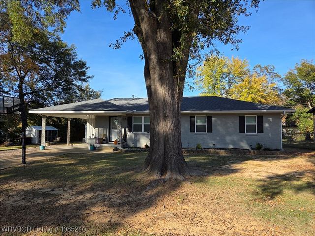 200 Jefferson Drive, Charleston, AR 72933