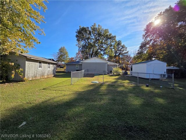 200 Jefferson Drive, Charleston, AR 72933