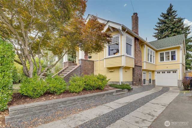 324 NE 50th Street, Seattle, WA 98105