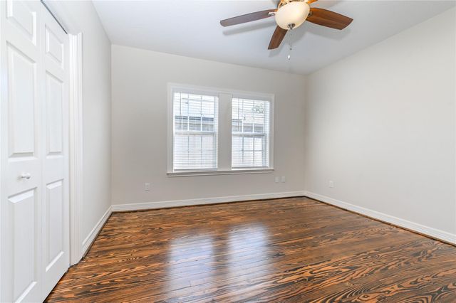 1032 Walling Street, Houston, TX 77009