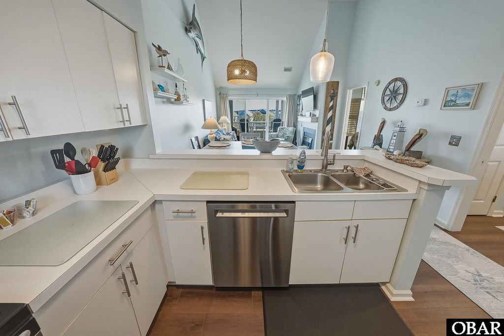 Image 6 of property listing at 432 Pirates Way # 432A, Manteo, NC 27954