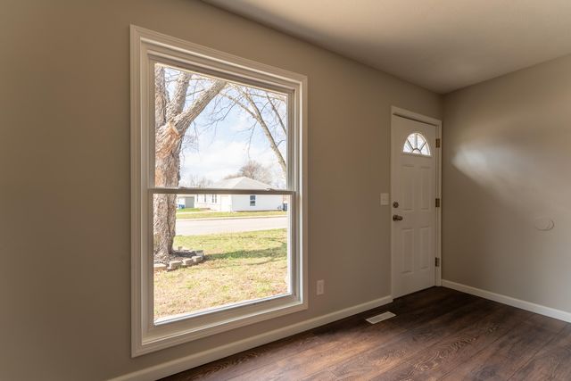 800 Aspen Court, Nixa, MO 65714