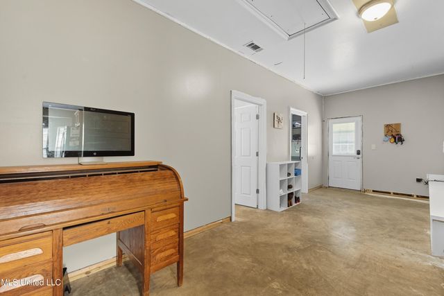 51 Nobles Road, Sumrall, MS 39482