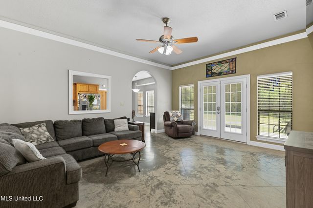 51 Nobles Road, Sumrall, MS 39482