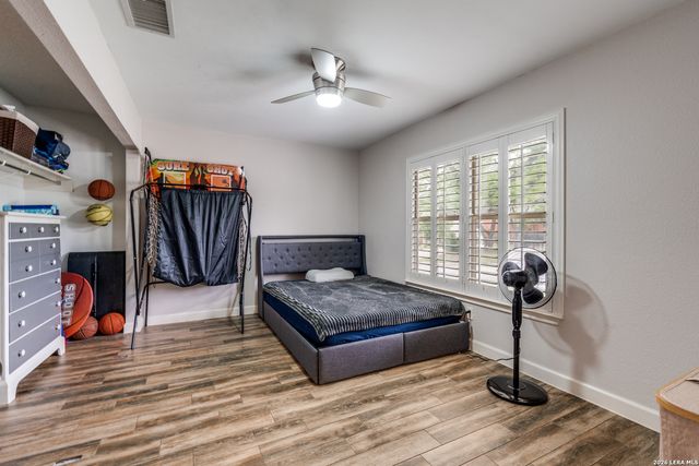 15879 Lomita Springs, San Antonio, TX 78247