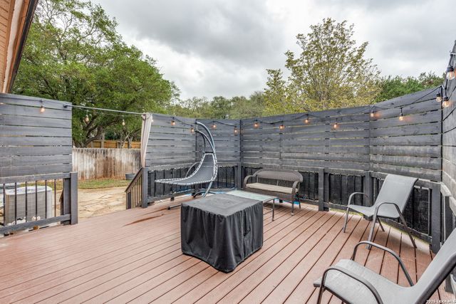 15879 Lomita Springs, San Antonio, TX 78247