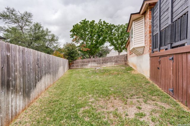15879 Lomita Springs, San Antonio, TX 78247