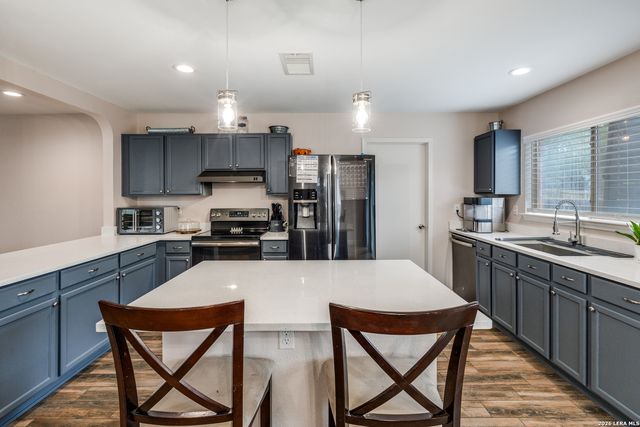 15879 Lomita Springs, San Antonio, TX 78247