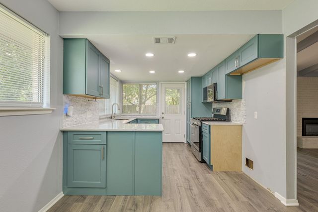 10405 Quail Ridge DR, Austin, TX 78758