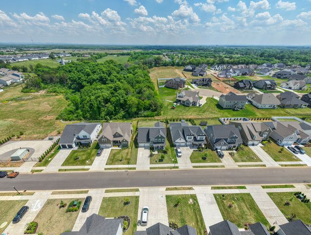 5411 Bridgemore Blvd, Murfreesboro, TN 37129