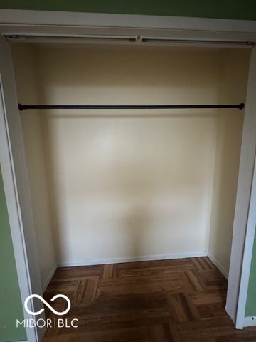 6820 Troon Way, Indianapolis, IN 46237