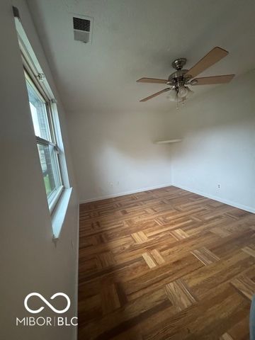 6820 Troon Way, Indianapolis, IN 46237