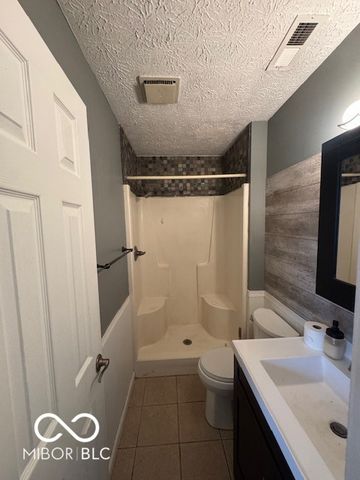 6820 Troon Way, Indianapolis, IN 46237