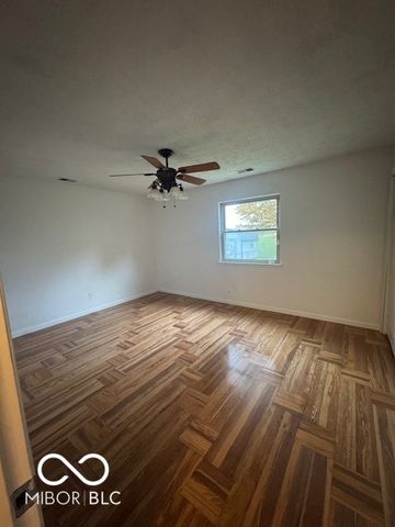 6820 Troon Way, Indianapolis, IN 46237