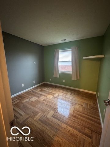 6820 Troon Way, Indianapolis, IN 46237