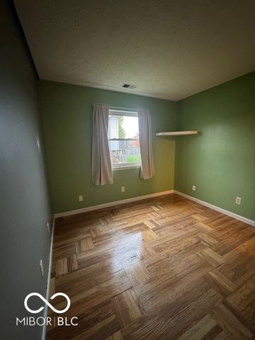 6820 Troon Way, Indianapolis, IN 46237