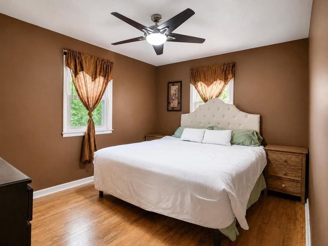 1844 S JEFFERSON STREET, Appleton, WI 54915