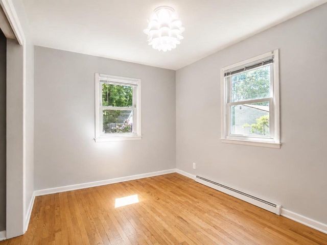 1844 S JEFFERSON STREET, Appleton, WI 54915