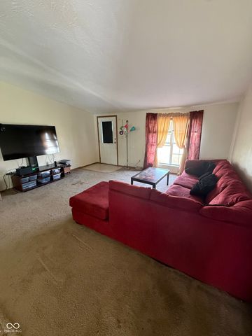 3363 Cessna Drive, Columbus, IN 47203