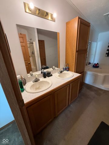 3363 Cessna Drive, Columbus, IN 47203