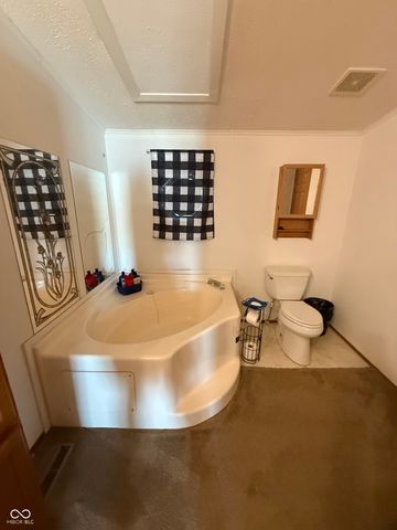 3363 Cessna Drive, Columbus, IN 47203