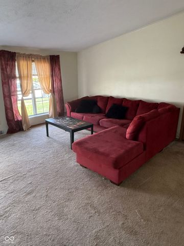 3363 Cessna Drive, Columbus, IN 47203