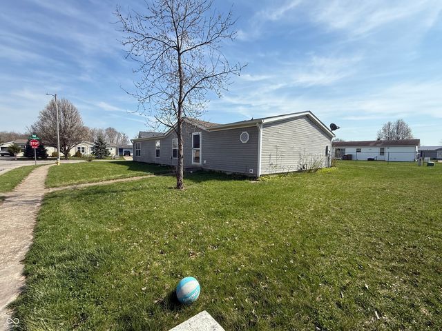 3363 Cessna Drive, Columbus, IN 47203