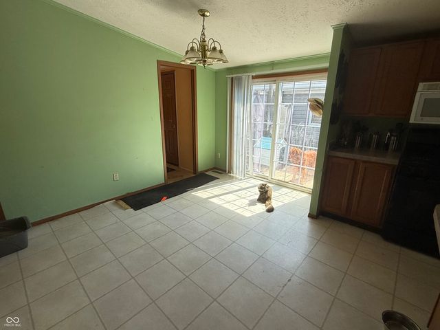 3363 Cessna Drive, Columbus, IN 47203