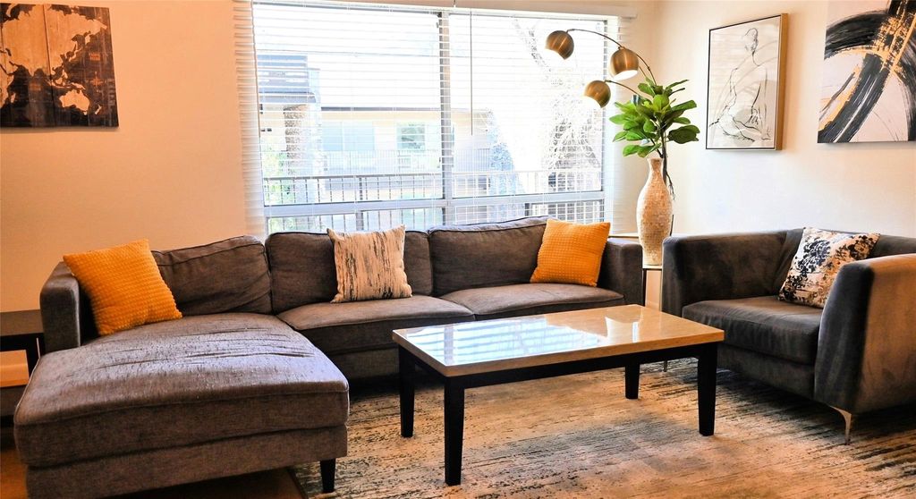 500 E Riverside DR 224, Austin, TX 78704