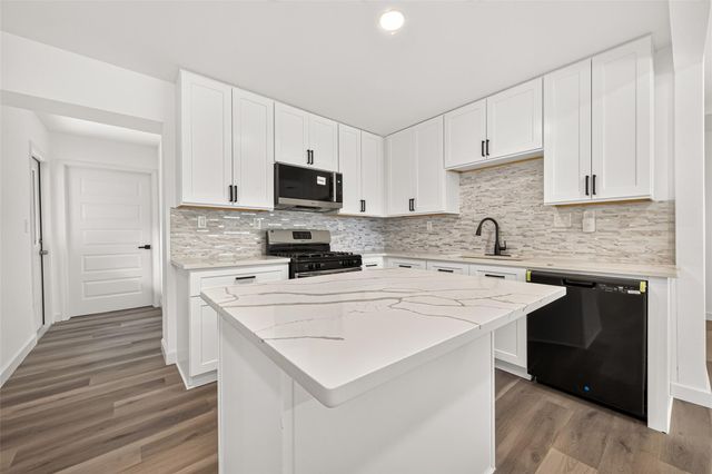 3107 Sunnydale Drive, Houston, TX 77051