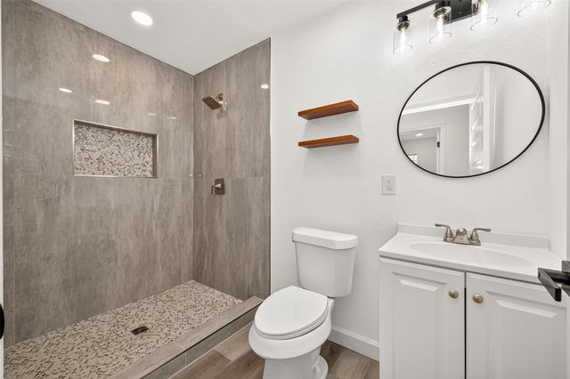 3107 Sunnydale Drive, Houston, TX 77051