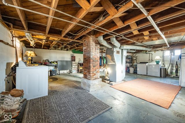 11845 Railroad Street, Indianapolis, IN 46236