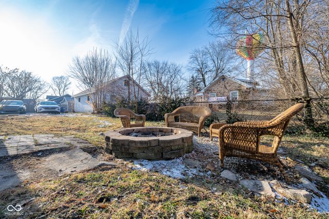 11845 Railroad Street, Indianapolis, IN 46236