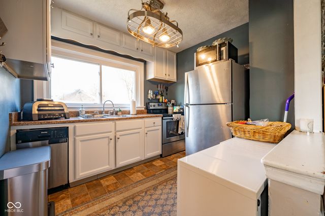 11845 Railroad Street, Indianapolis, IN 46236