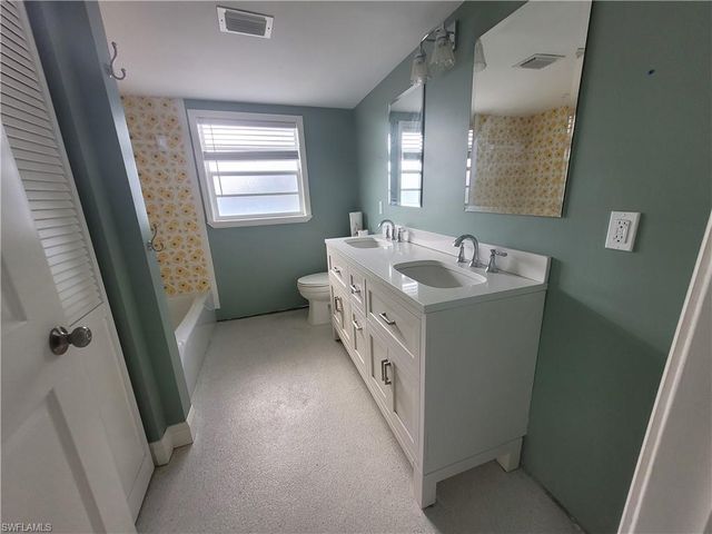 10131 Main DR, Bonita Springs, FL 34135