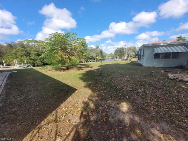 10131 Main DR, Bonita Springs, FL 34135