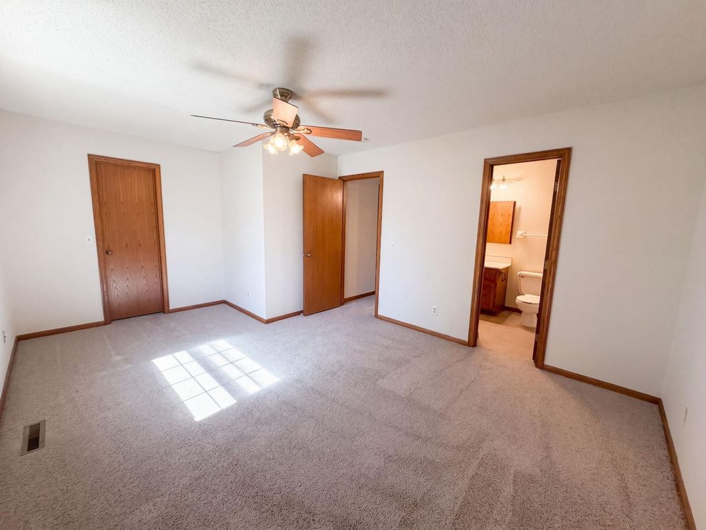 7537 Fairfield Road N, Brooklyn Park, MN 55444 — photo 4