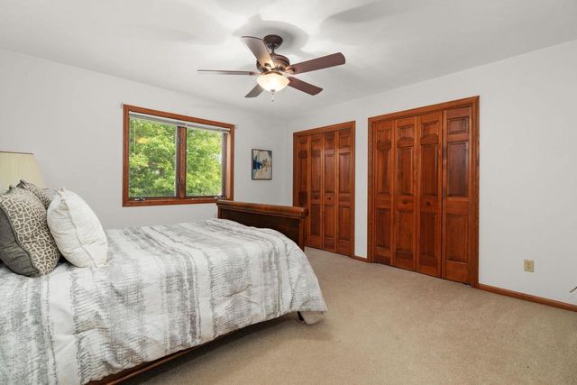 22 Stacy Lane, Madison, WI 53716