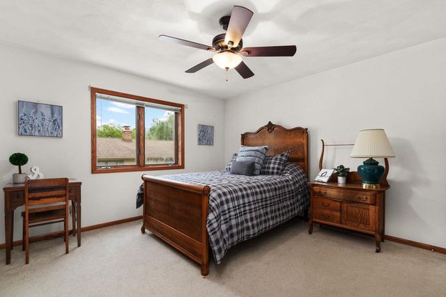 22 Stacy Lane, Madison, WI 53716