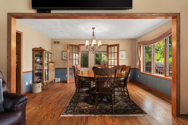 22 Stacy Lane, Madison, WI 53716