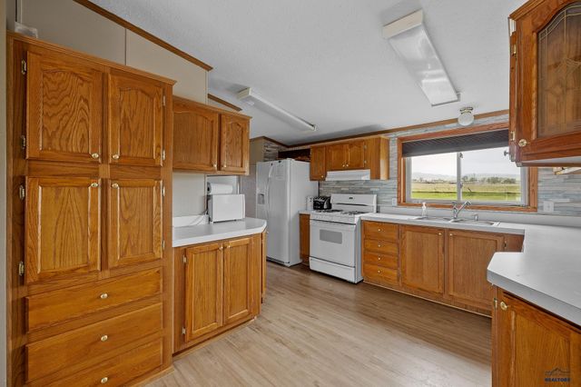 4149 ELKHORN LN, Rapid City, SD 57701