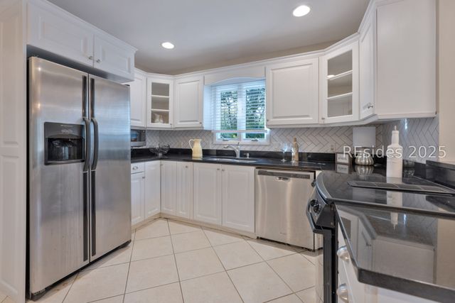 39 Battery Rd, Hilton Head Island, SC 29928