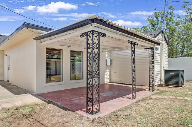 1919 N Sam Houston Ave, Odessa, TX 79761