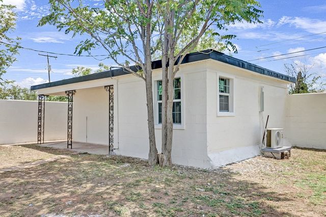 1919 N Sam Houston Ave, Odessa, TX 79761