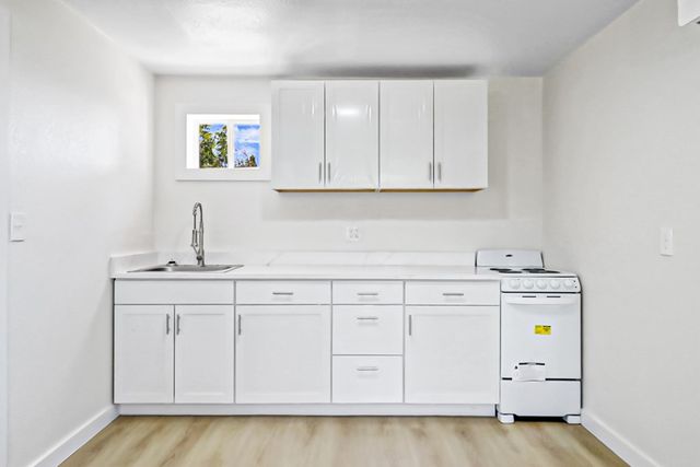 1919 N Sam Houston Ave, Odessa, TX 79761