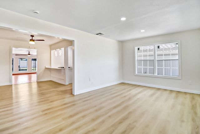 1919 N Sam Houston Ave, Odessa, TX 79761