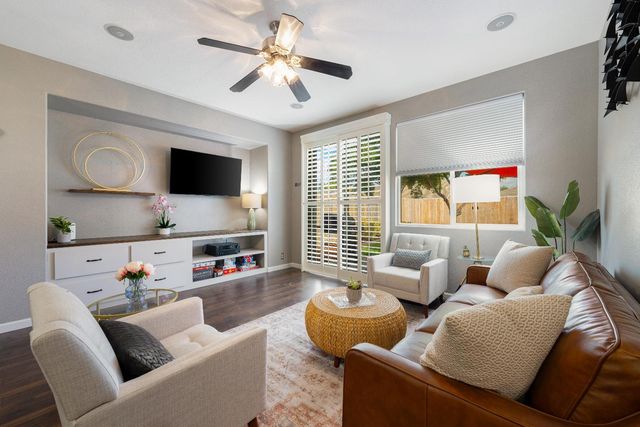 2429 Independence Trl, Plumas Lake, CA 95961