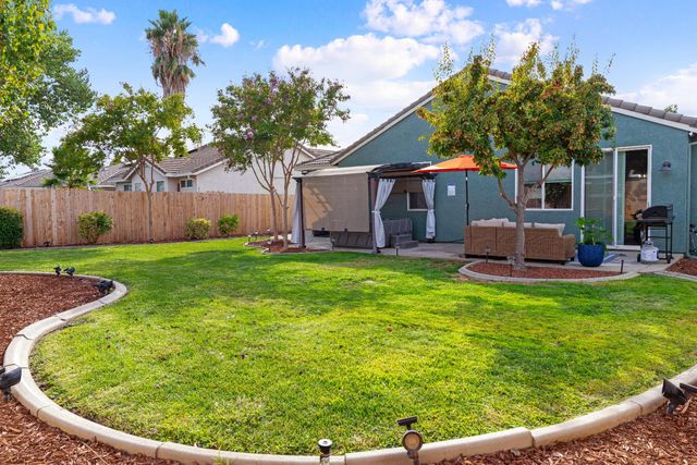 2429 Independence Trl, Plumas Lake, CA 95961