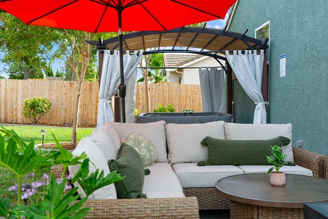 2429 Independence Trl, Plumas Lake, CA 95961